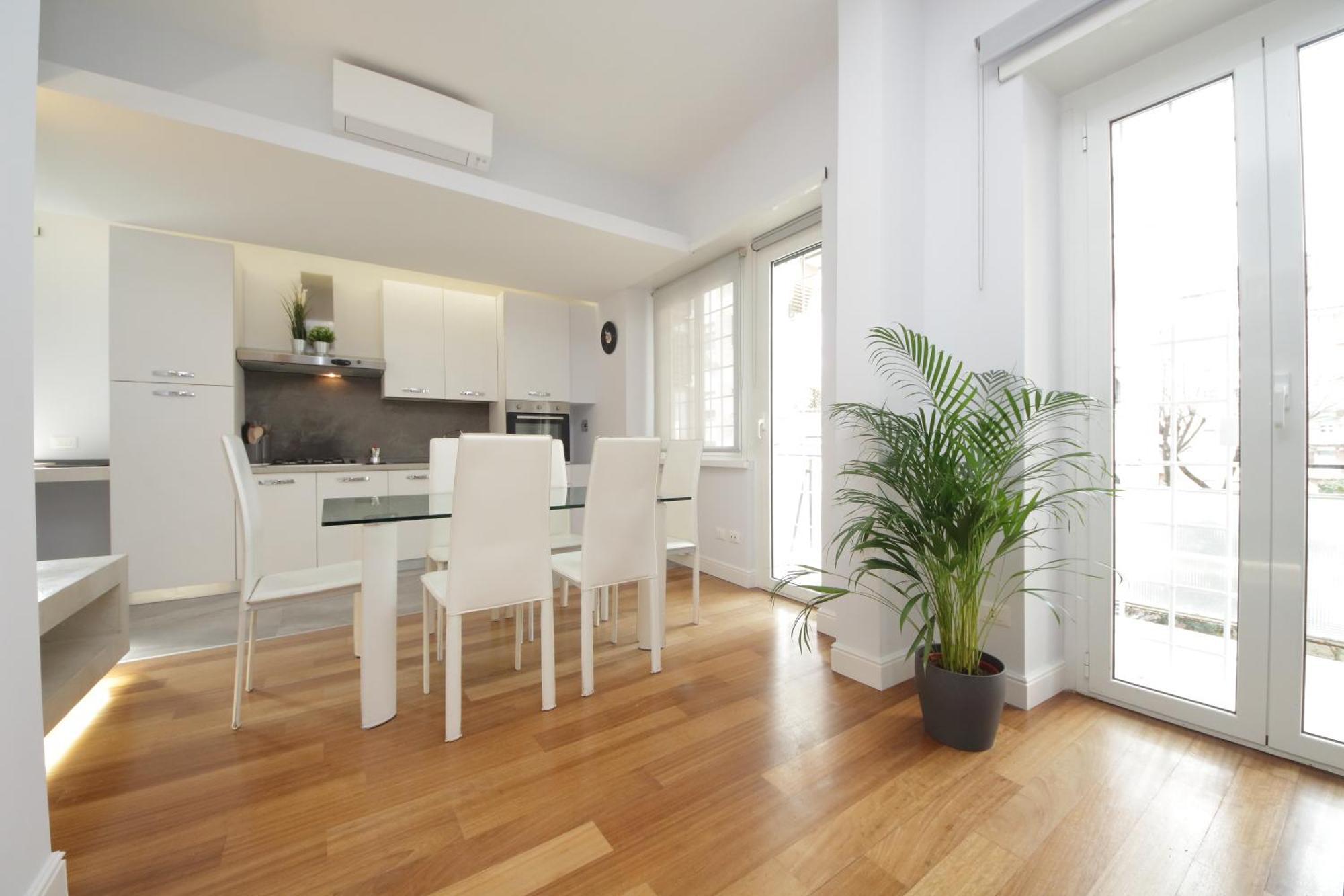 Ych-stylish 3 Bedrooms Near Vatican Apartment *