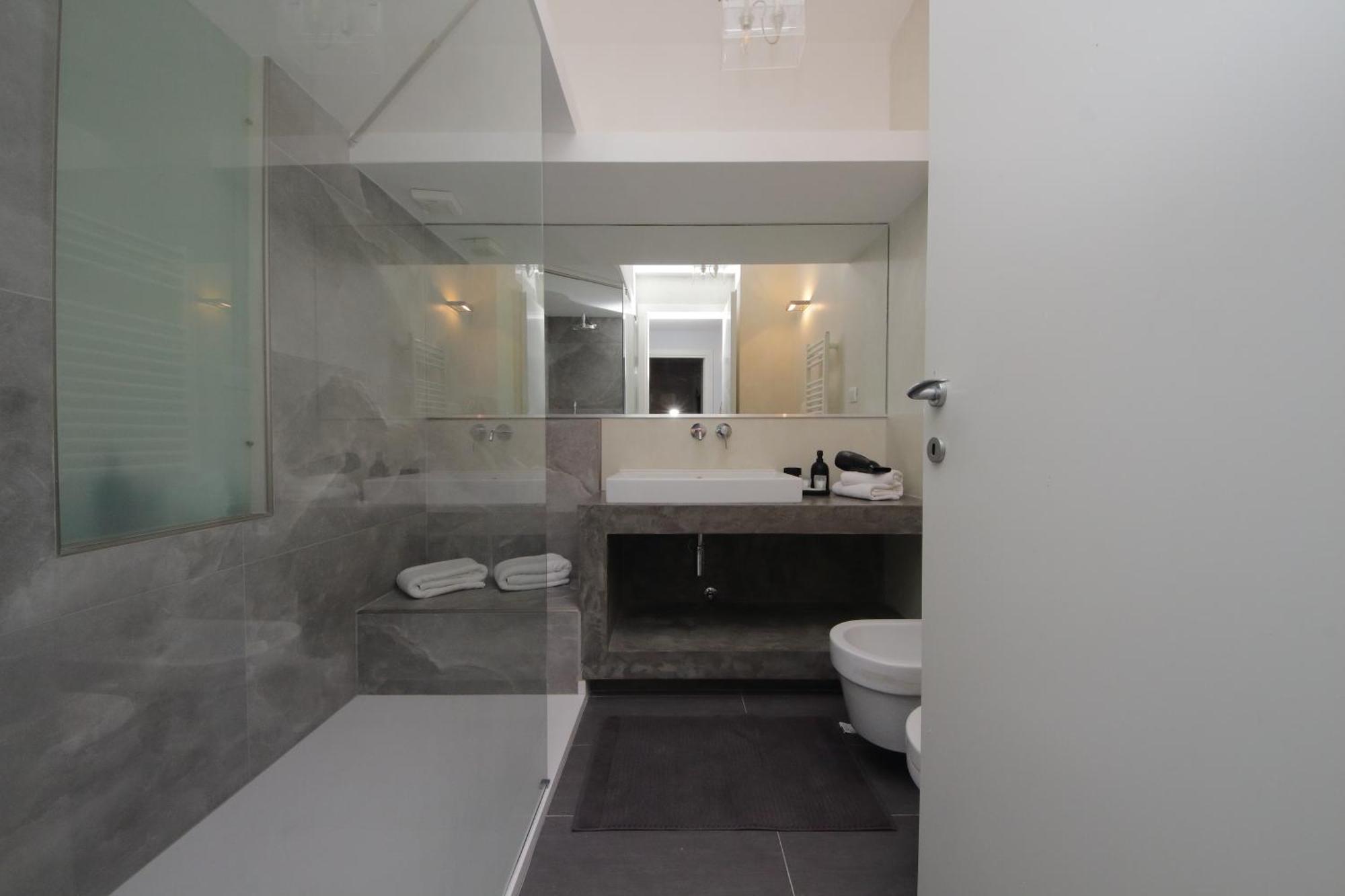 Ych-stylish 3 Bedrooms Near Vatican * Rom
